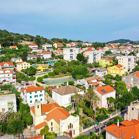 Apartman Leon & Rent A Quad Mali Lošinj Esterno foto