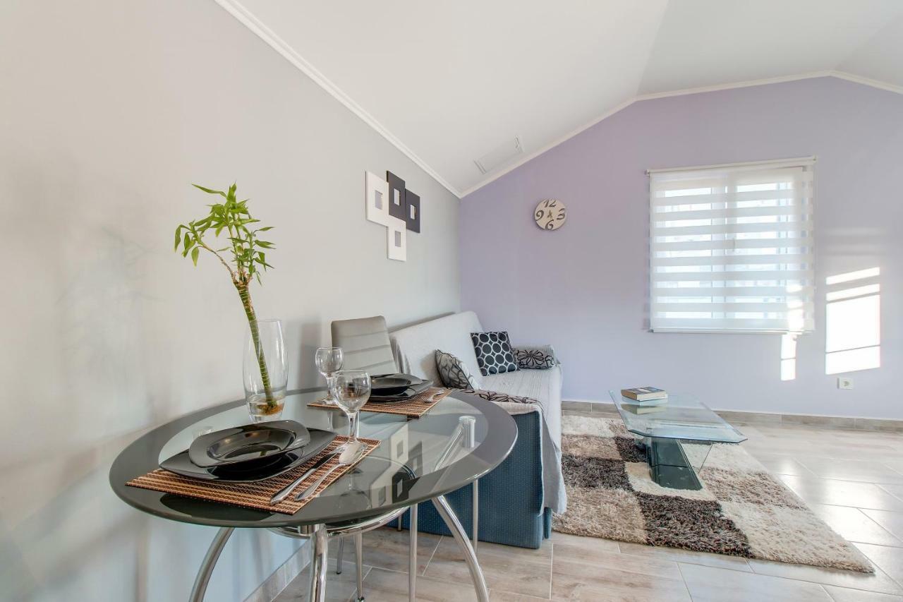 Apartman Leon & Rent A Quad Mali Lošinj Esterno foto